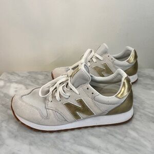 NEW New Balance Cream & Gold Classic 520 Sneakers